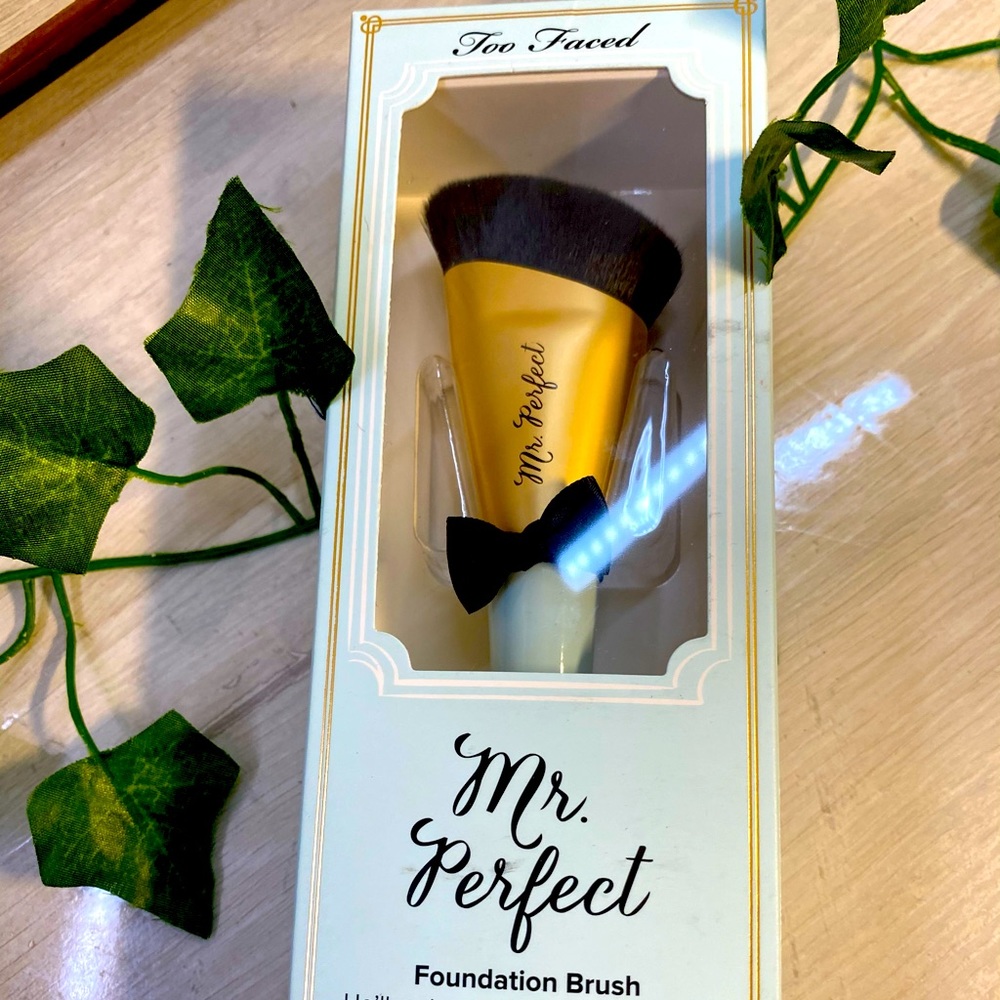 Mr. Perfect Too Faced Foundation Brush Brand New